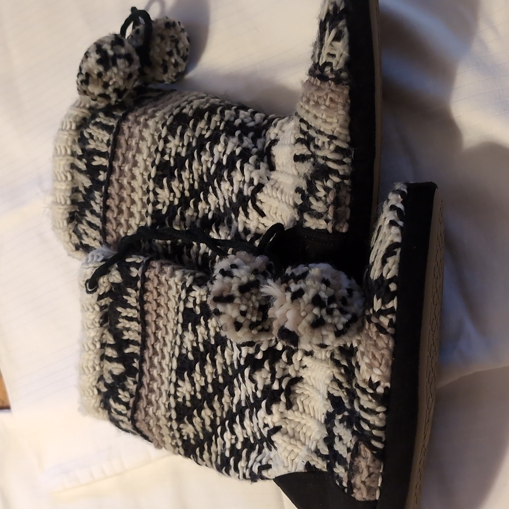 Mad love ladies faux fur lined booties